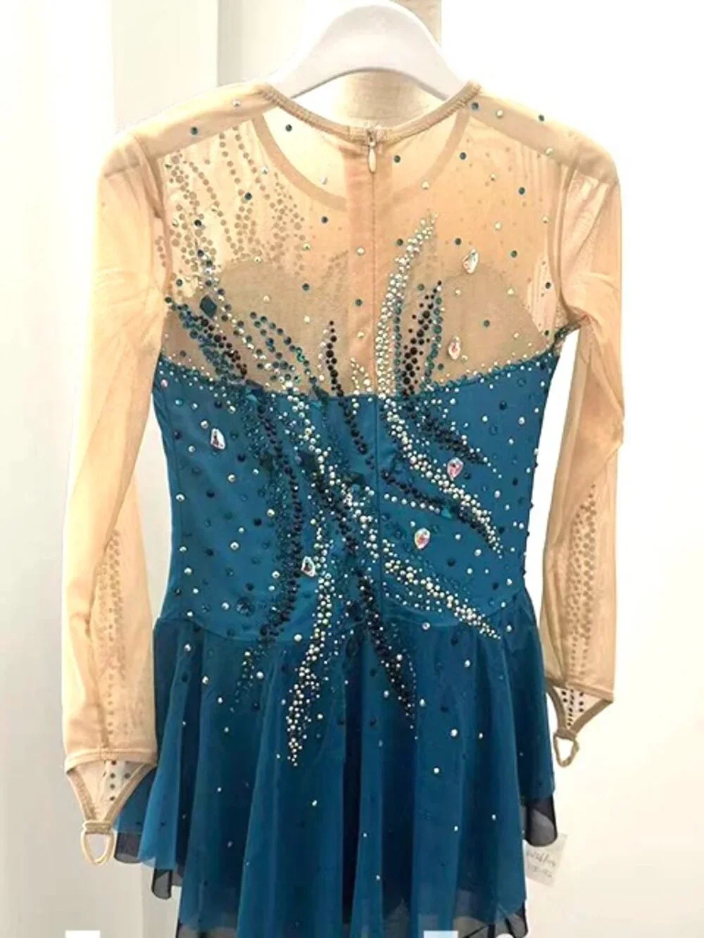 New Deep green Crystal Figure Skating Dress Girl 10 (6~8T)